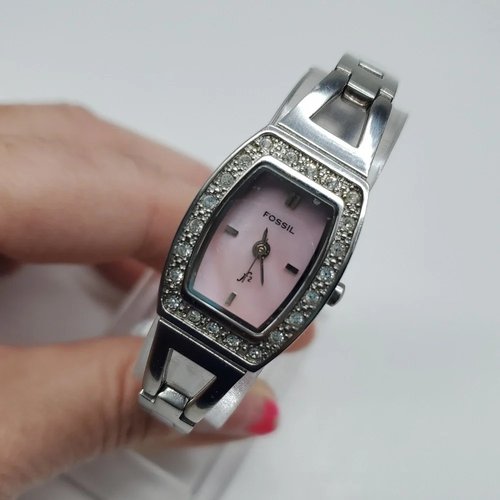 Vintage Fossil F² Watch ES9722 Pink Mother Of Pearl Silver Band Watch